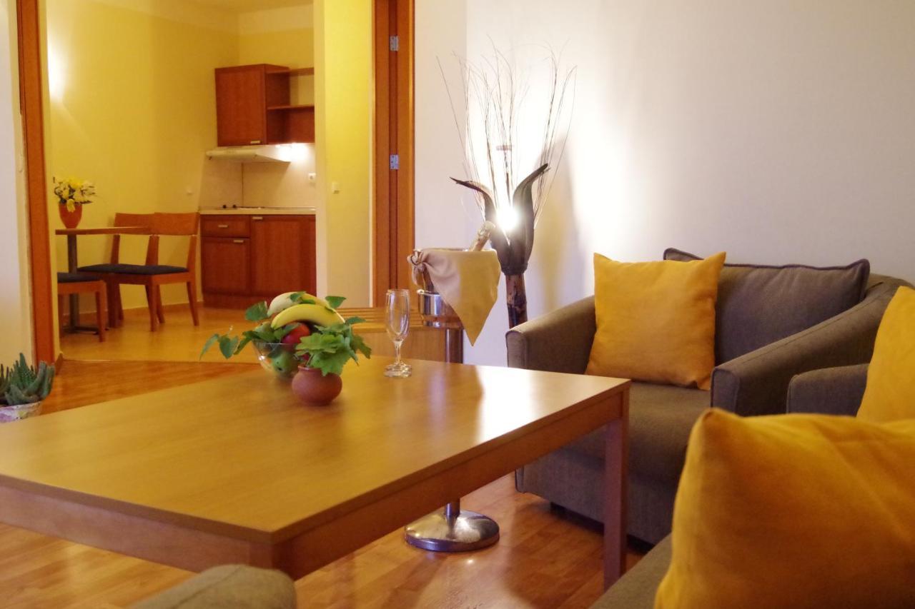 Joya Park Apartments Golden Sands Luaran gambar